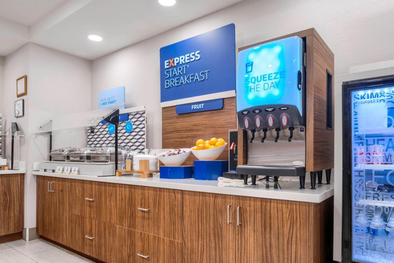Holiday Inn Express & Suites Macon - I-475 By Ihg Exterior foto